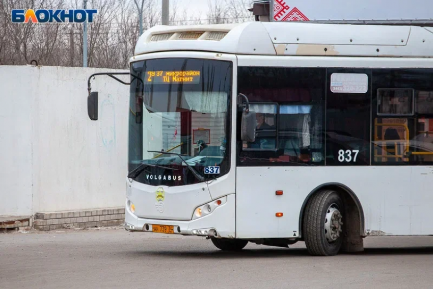 Жители Волжского в шоке от стиля общения сотрудников автоколонны с клиентами в сети