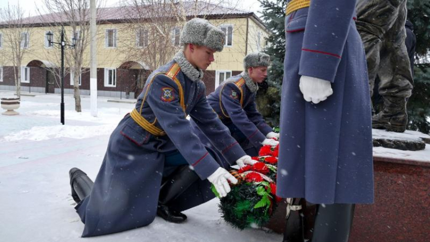 За кадром побед: в Волжском почтили 325-летие инженерных войск России