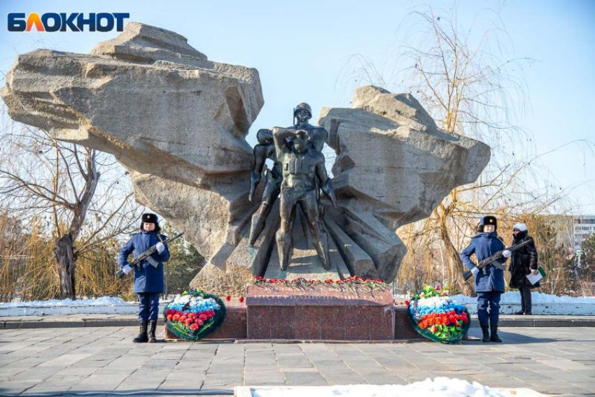 В Волжском отремонтируют памятник воинам-интернационалистам, благодаря президентской инициативе