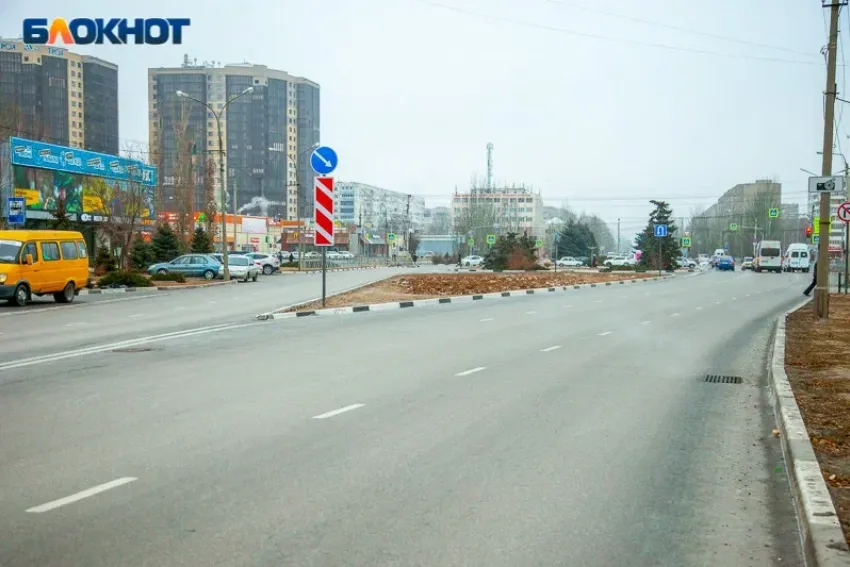  В Волжском обустроят автобусную остановку у ТЦ «Волжский Пассаж»