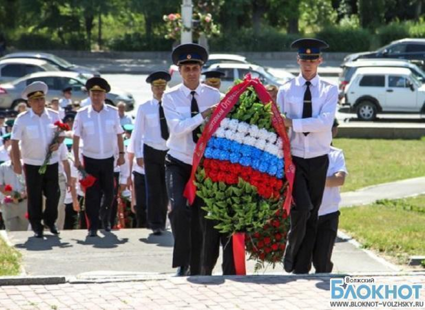 День пограничника в Волжском