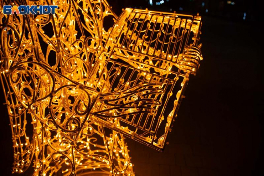 Звезды встали в очередь: Луна диктует день решений и неожиданной удачи