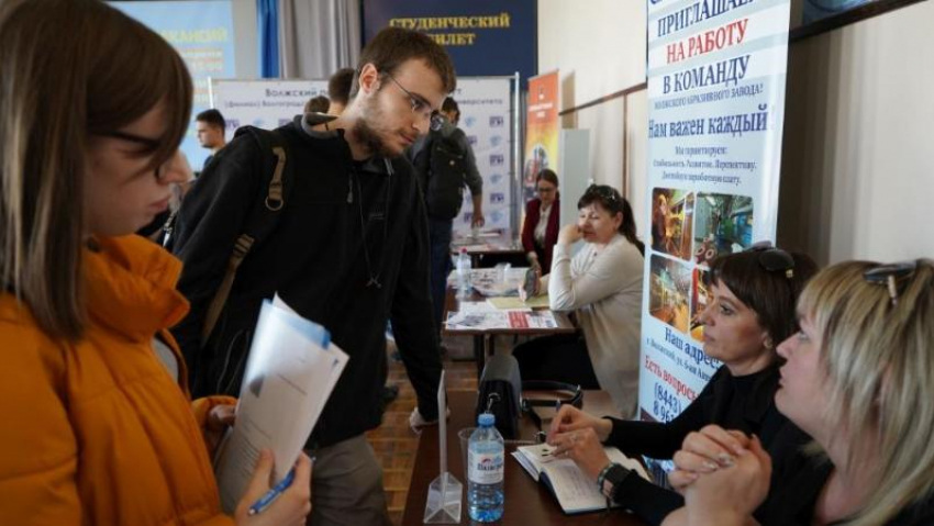 Волжский политех, как часть ВолгГТУ, попал в сотню лучших вузов России.