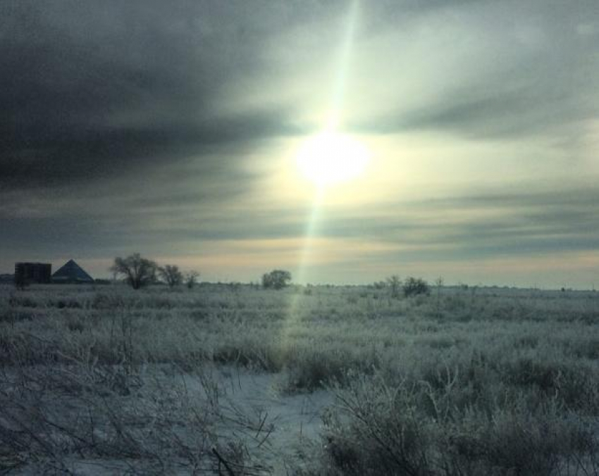 Сильный ветер, туман и небольшой плюс спрогнозировали в Волжском во Всемирный день поэзии