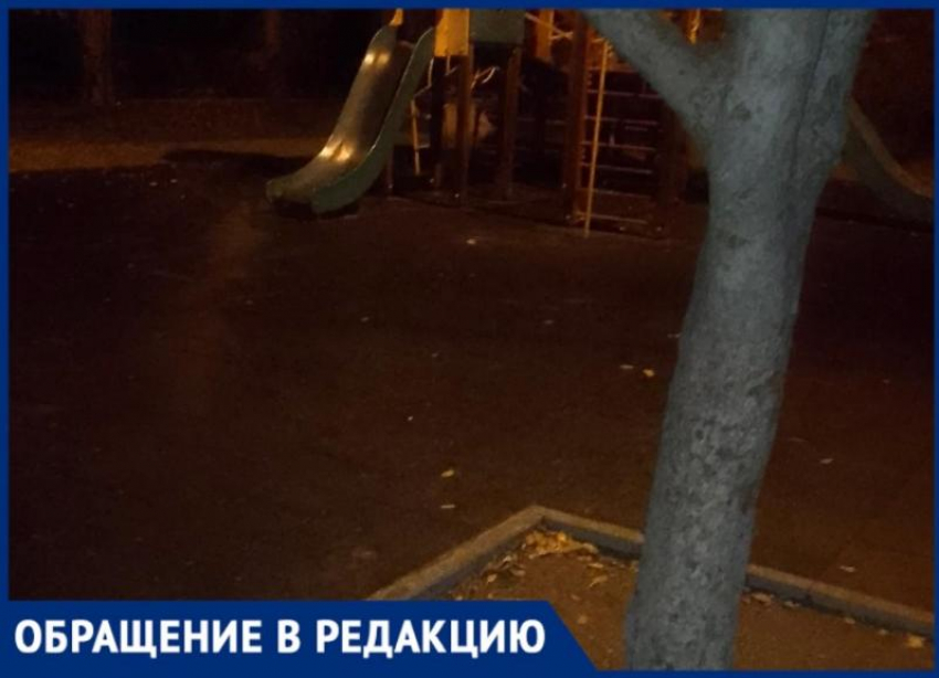 В Волжском с детской площадки украли самокат без одной ручки