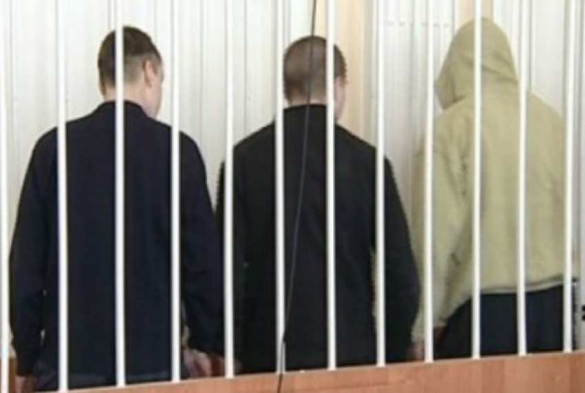 Волжане за попытку убийства получили 33 года колонии