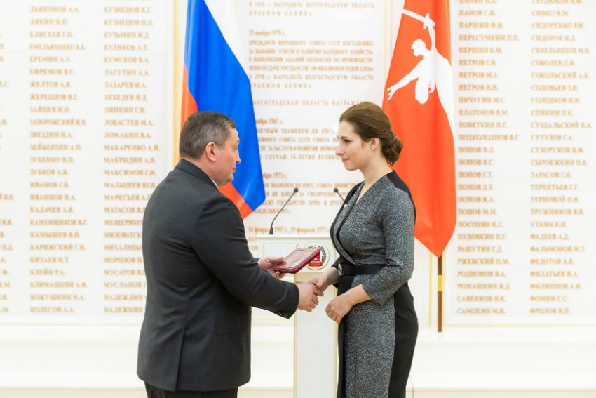 Погибшего при исполнении полицейского наградили орденом мужества посмертно