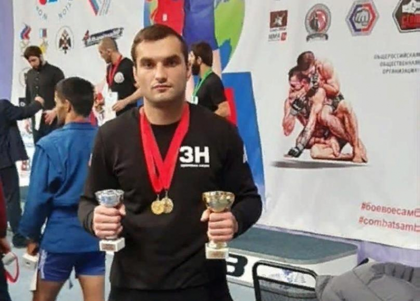 Волжанин победил на чемпионате мира по боевому самбо