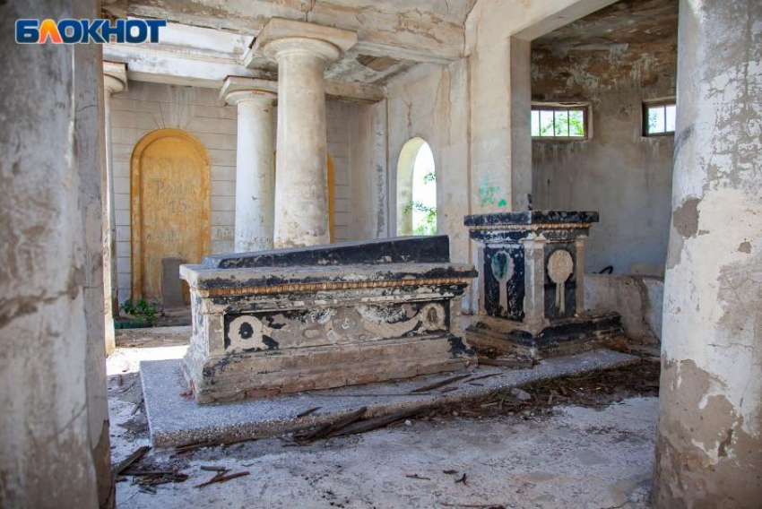 На чьи деньги восстановят мортуарий? В Волжском суде слушается дело