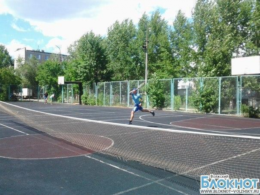 В Волжском завершился открытый турнир по большому теннису среди любителей