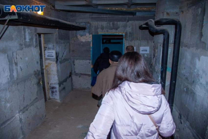 Питьевой водой и биотуалетами обеспечат бомбоубежища в Волжском до 27 февраля