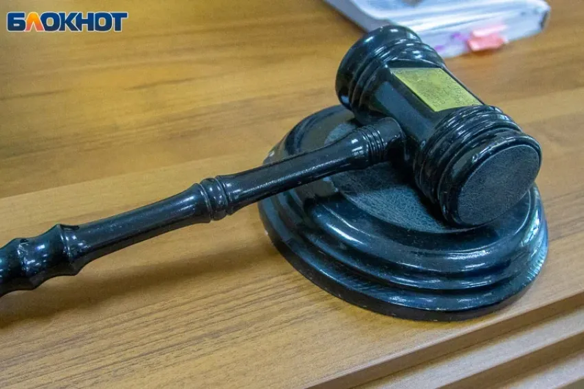 Житель Волгоградской области изуродовал лицо девушки мобильным телефоном