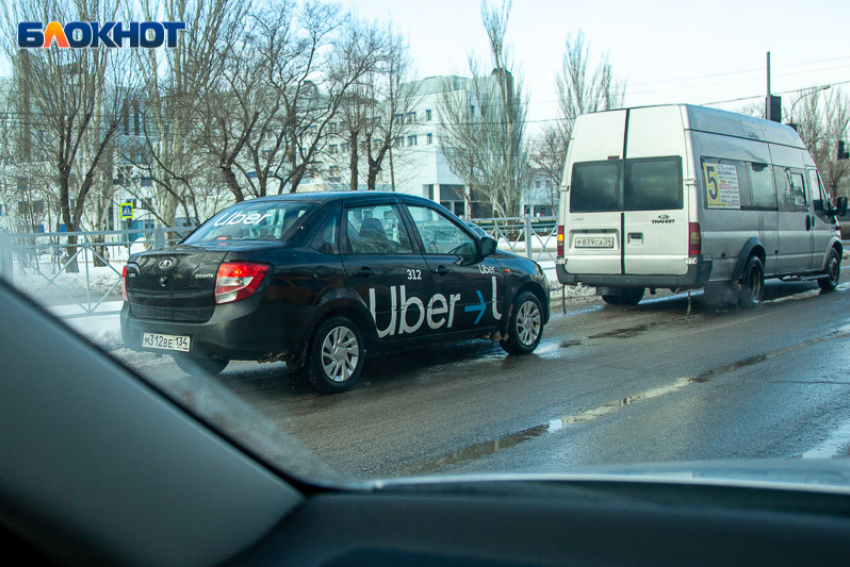 В Волжском проверили легальность маршруток