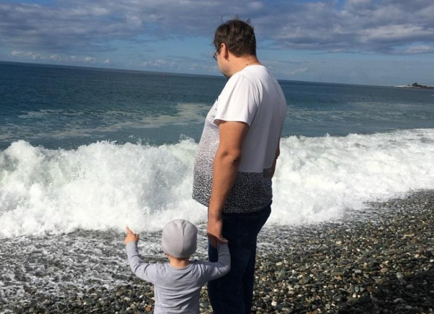 Мучения длились с июня: дочь винит в смерти отца медиков Волжского