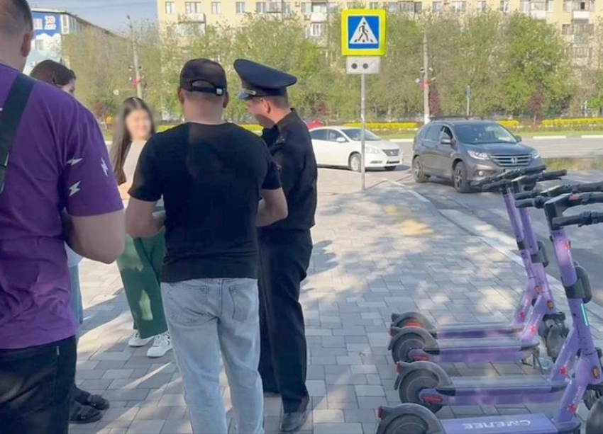 В Волжском начали блокировать учетные записи несовершеннолетних электросамокатчиков