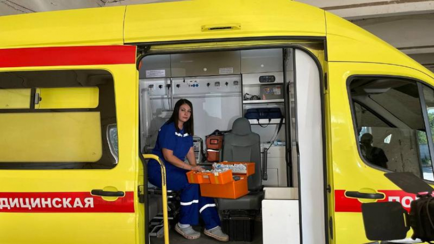 Волгоградские врачи вернули к жизни мужчину, пережившего клиническую смерть на остановке