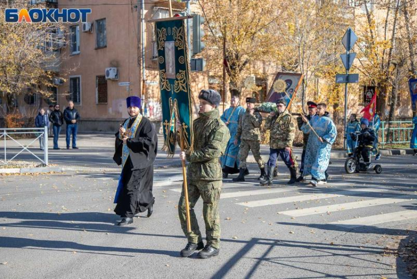 В Волжском пройдет крестный ход и молитва за участников СВО
