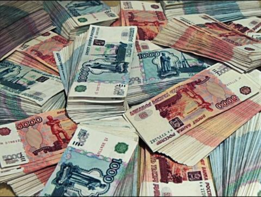 Волжане могут увидеть 100-рублёвую пластиковую банкноту в 2018 году