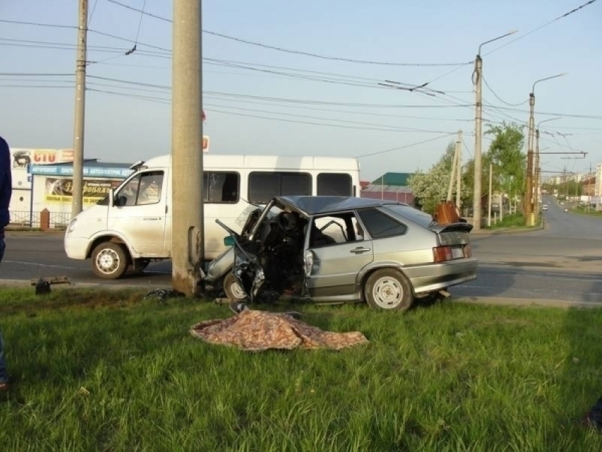 В Волжском в ДТП погибла женщина