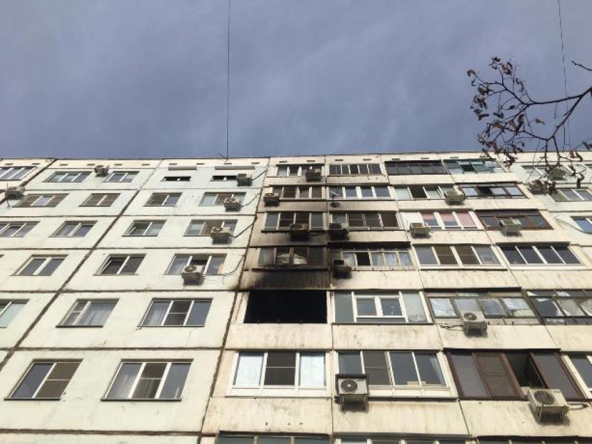Средь бела дня: волжане наблюдали пожар на улице Карбышева