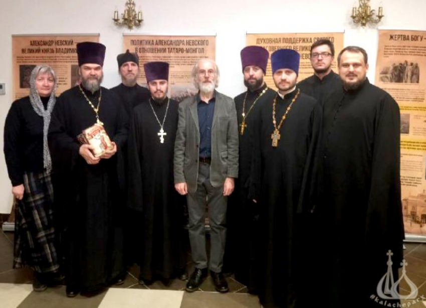 Делегация волжских священников побывала на встрече с известным богословом в Волгограде