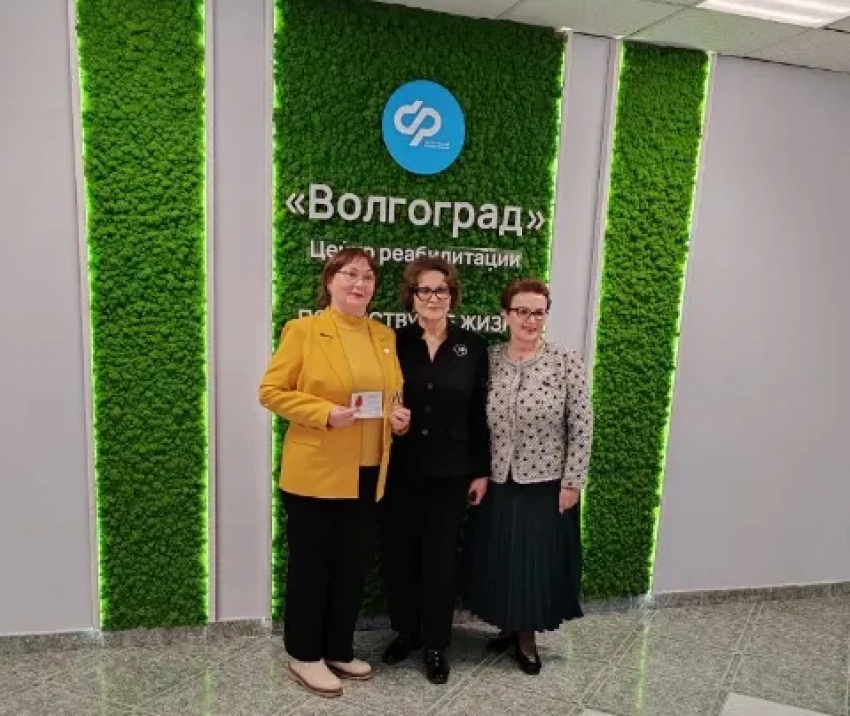 Встреча с президентом Союза женщин России: волжские активистки отмечены медалью имени Валентины Гризодубовой