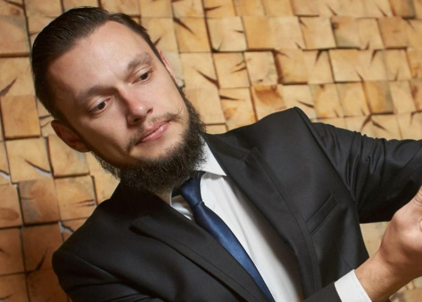 Тамада стал худруком волжского кукольного театра «Арлекин»