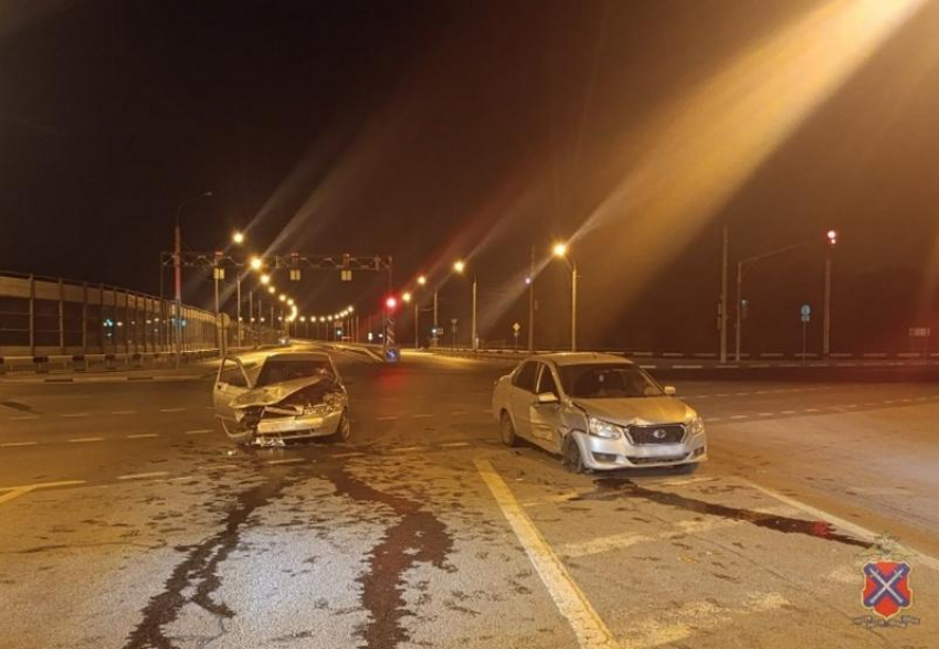 Сразу 5 ДТП с 10 пострадавшими за день на дорогах Волжского и близ него