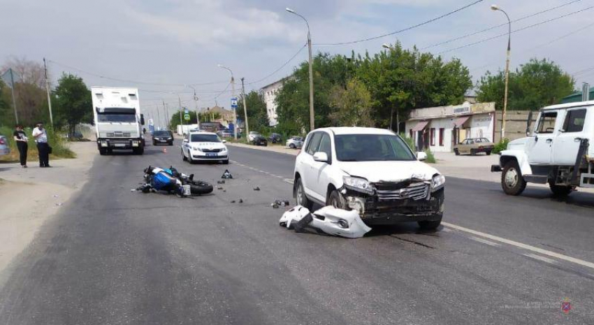 2 мотоциклиста разбились в Волгоградской области: подробности