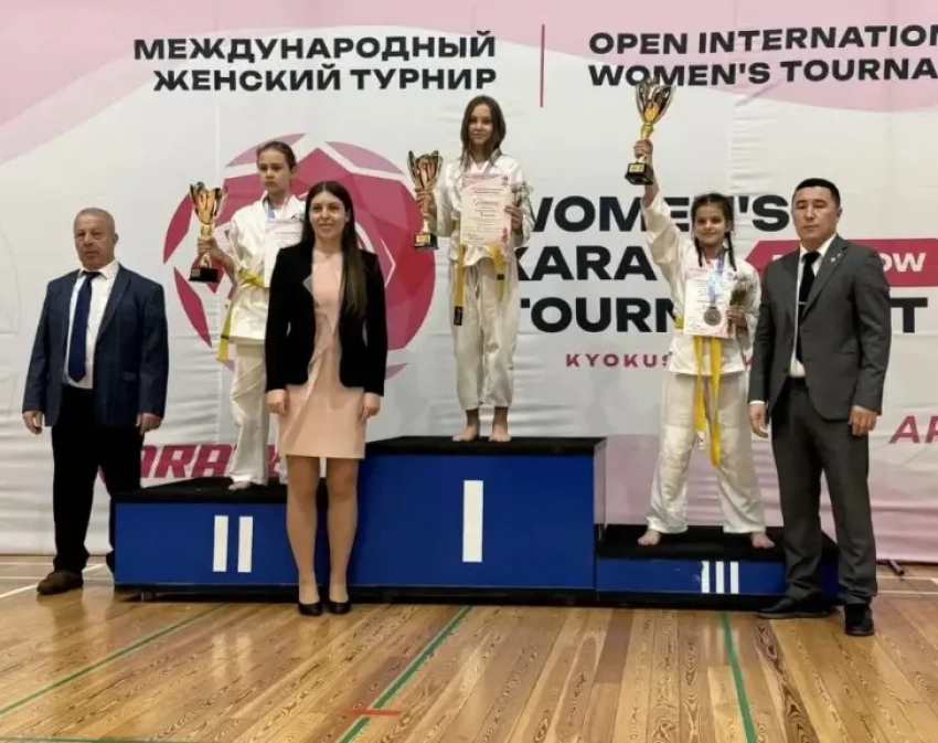 «Волжские алмазы» сияют на международной арене: три золота и бронза на турнире по киокушин каратэ