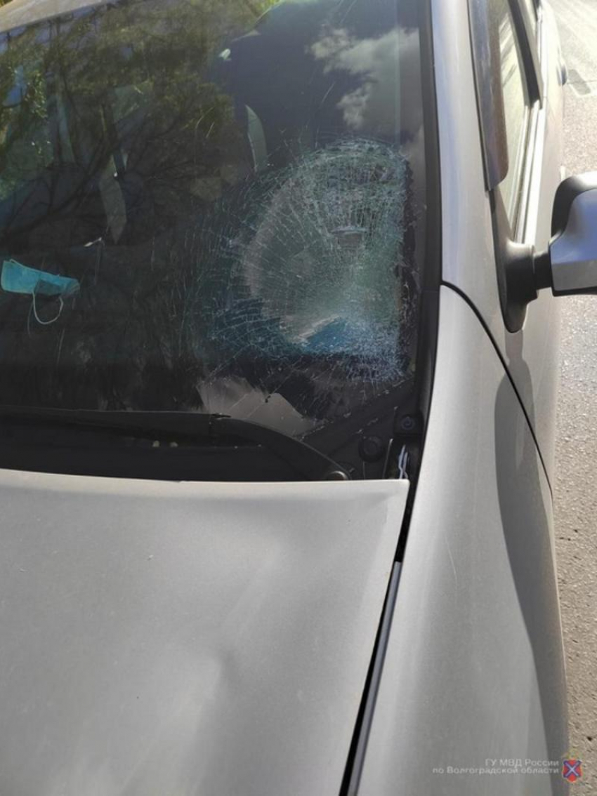 Пьяный водитель сбил женщину на пешеходном переходе в Волжском