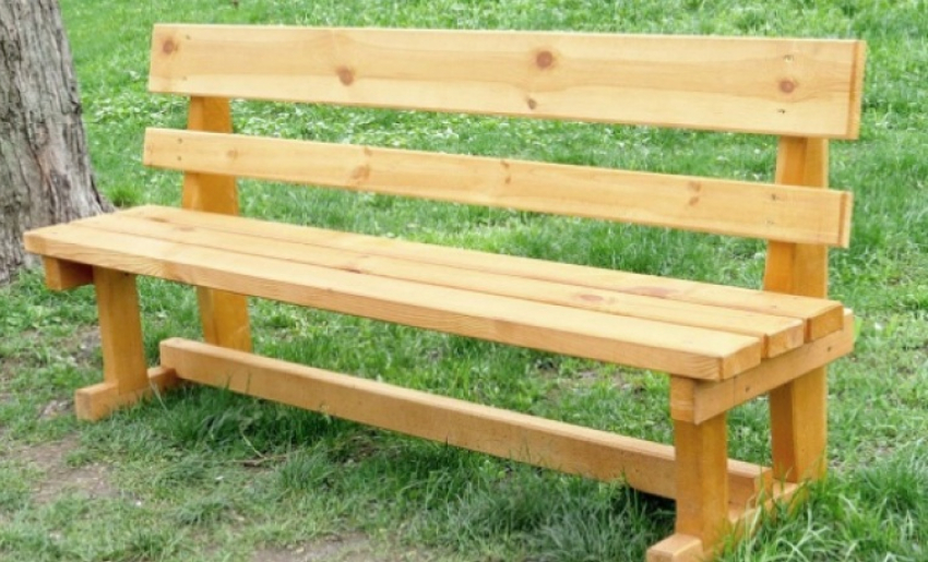 Как выбрать скамейку для дачи: практические рекомендации