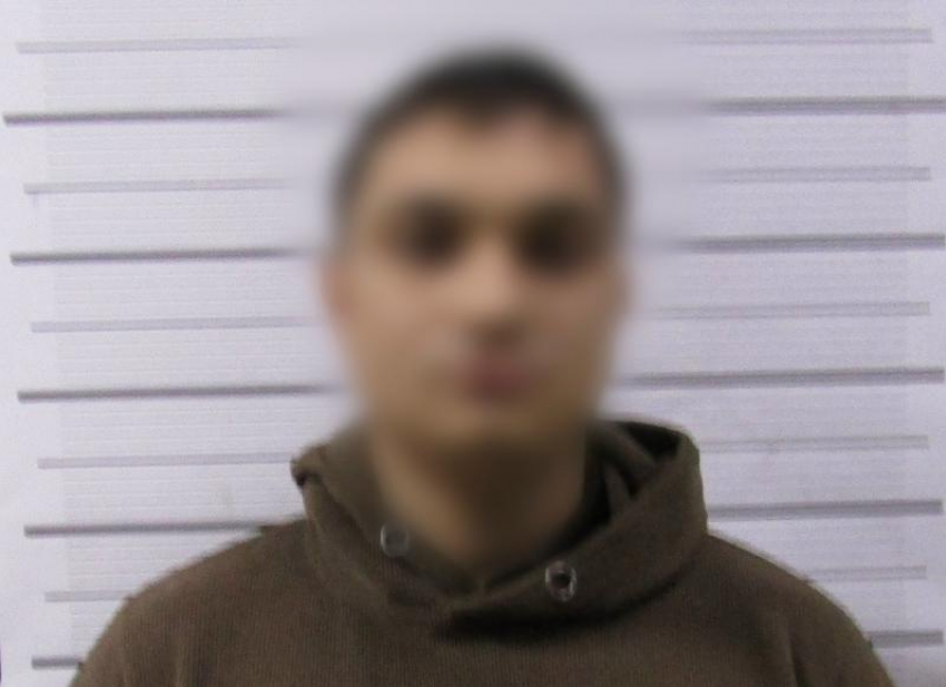 В Волжском задержан житель города, похитивший более 2 миллионов рублей у участника СВО