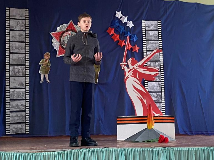 «Битва на Волге»: в Волжском прошёл конкурс чтецов в честь годовщины Сталинградской Победы