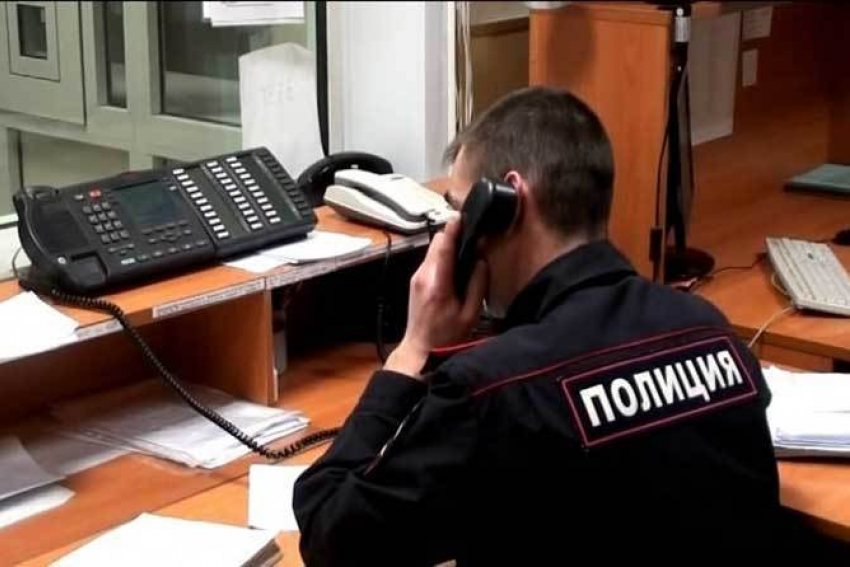 В полиции на севере Волгограда случайно встретились юный грабитель и его жертва