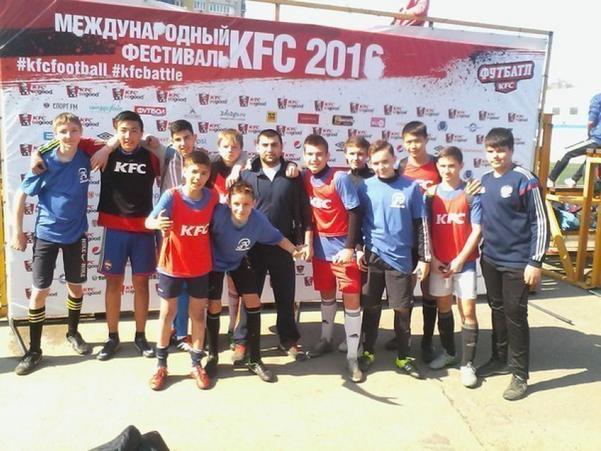 Волжские футболисты сыграли на международном турнире «KFC Футбатл»