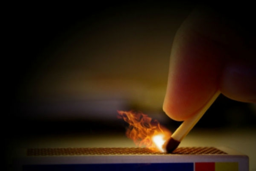 Под Волгоградом пасынок дважды устраивал поджог во дворе отчима