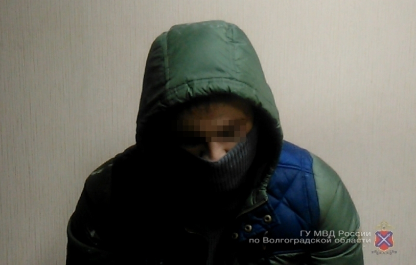 Избитый молодым водителем в центре Волгограда пенсионер не имеет к нему претензий 