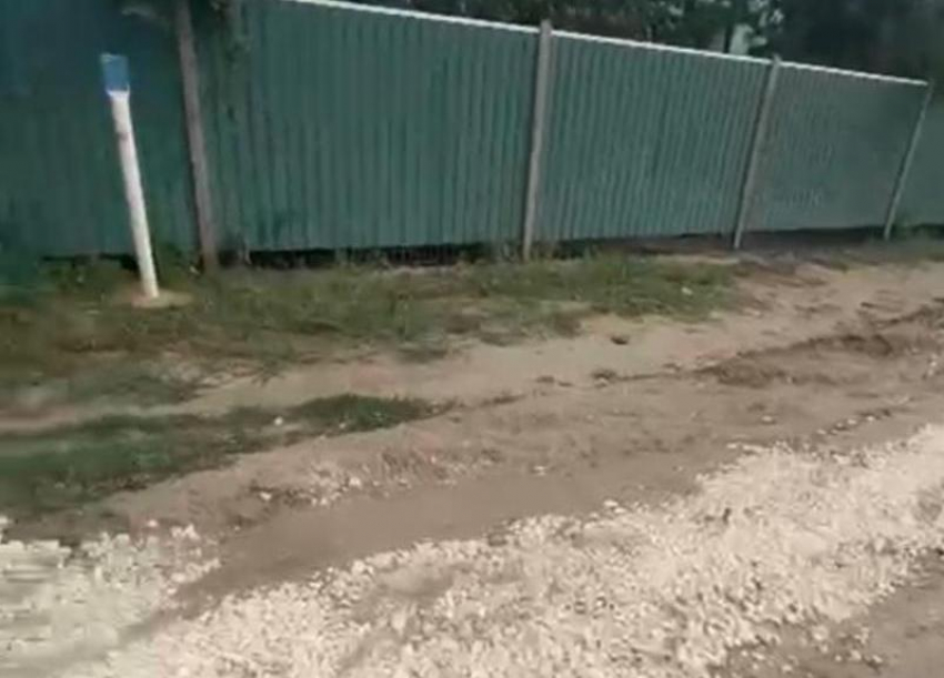 «Кто будет возмещать мне ущерб?», - как администрация «навредила» мужчине под Волжским