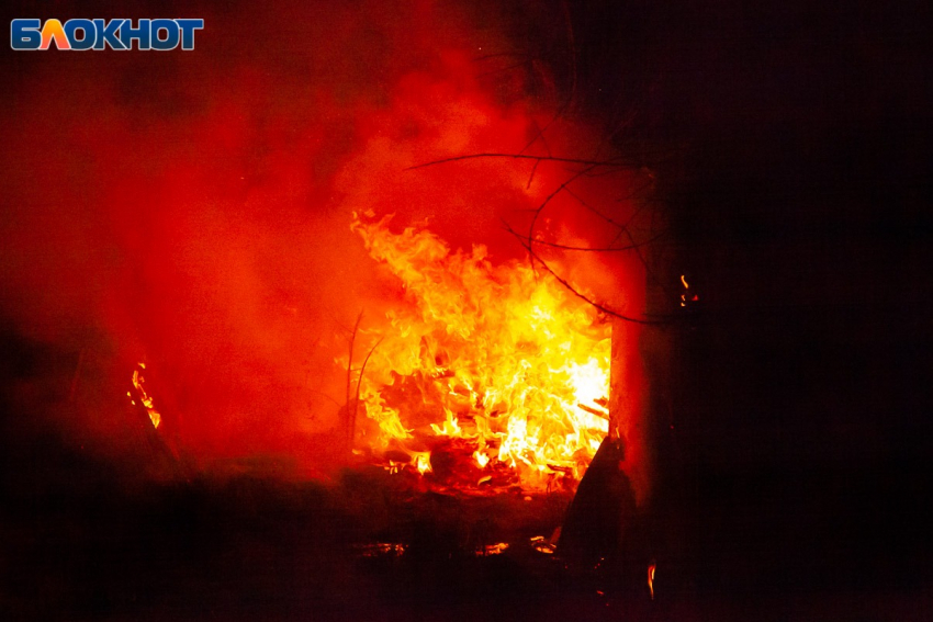 В Волжском разыскивают дачников, которые «надымили» в поселке Рабочий
