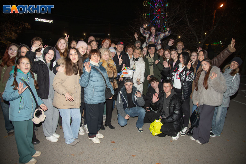 Сотни жителей хотели стать частью большого кино: как в Волжском отнеслись к съемкам фильма «Блогерша»