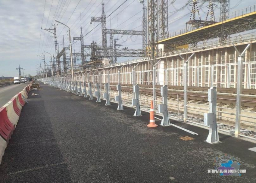 Дорогу на мосту Волжской ГЭС откроют к середине ноября