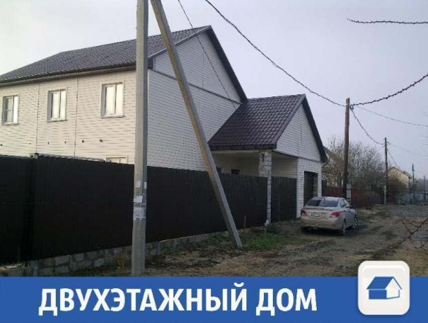 Чудесный двухэтажный дом готов принять нового хозяина в поселке Рыбачий