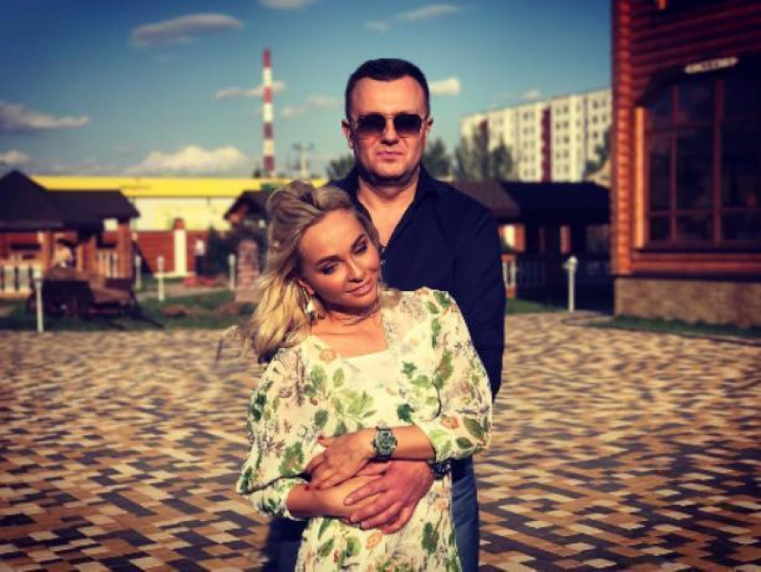 Экс-участница проекта Дом-2 Наталья Варвина посетила родной Волжский ради  торжества