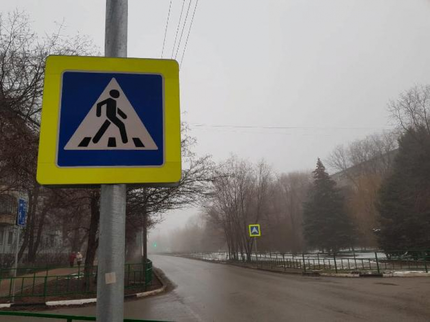 Более 3 миллионов планируют выделить в Волжском на обновление дорожных знаков