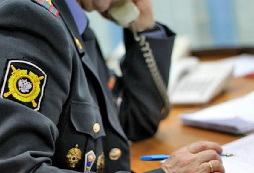 Пьяный 24-летний волгоградец решил проучить друга, заявив в полицию о грабеже