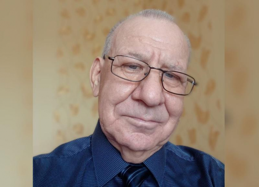 Преподаватель, худрук и отец волжских музыкантов: светлой памяти Валерия Елфимова