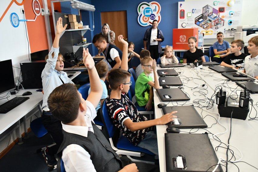 Цифровой ликбез: «Ростелеком» в Волгограде провел интерактивные занятия по кибербезопасности для школьников