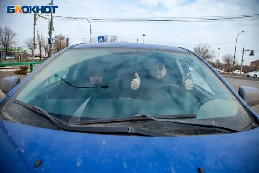 В Волжском прошло первое заседание по созданию платных парковок 