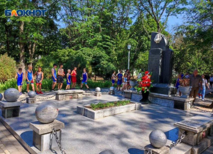 Корреспондент «Блокнот Волжский» побывал в городе, где нашел последний приют знаменитый борец Иван Поддубный